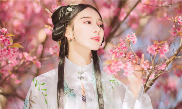 铁山港供卵试管婴儿：助您实现家庭梦想的科学方案